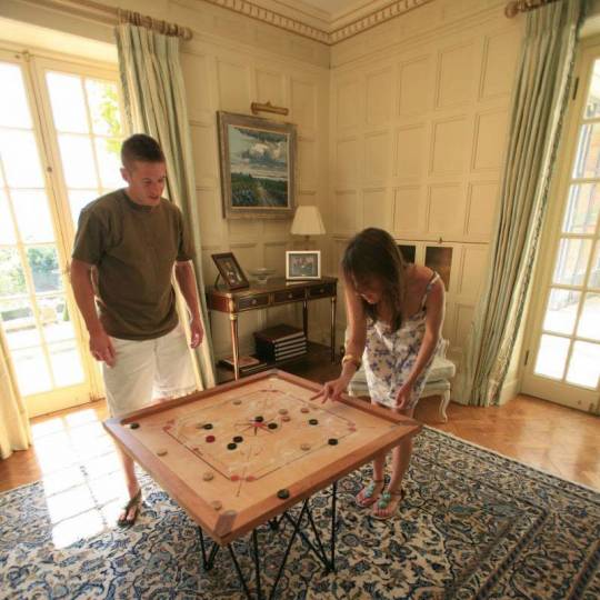 Carrom (billard Indien) Jeux d�adresse , Jeux g�ants