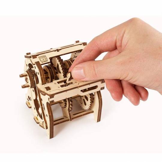 Boîte de Vitesses STEM UGEARS - Puzzle 3D Mécanique en bois UGEARS - 2