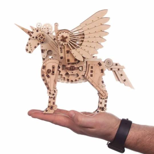 Licorne - maquette 3D mobile en bois Mr Playwood - 3