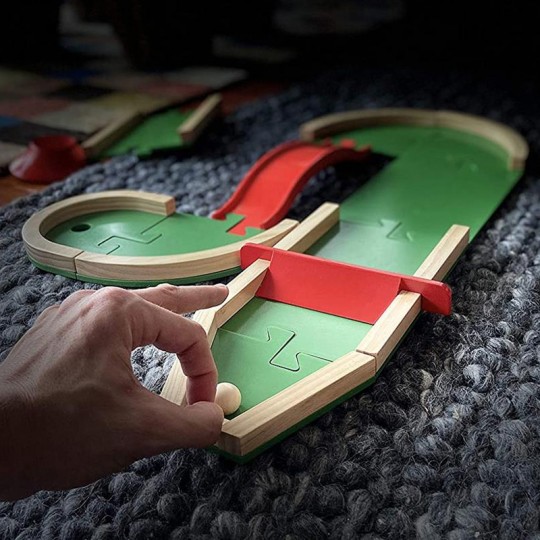 Pitch and Plakks - Mini Golf Plakks Board Games - 4