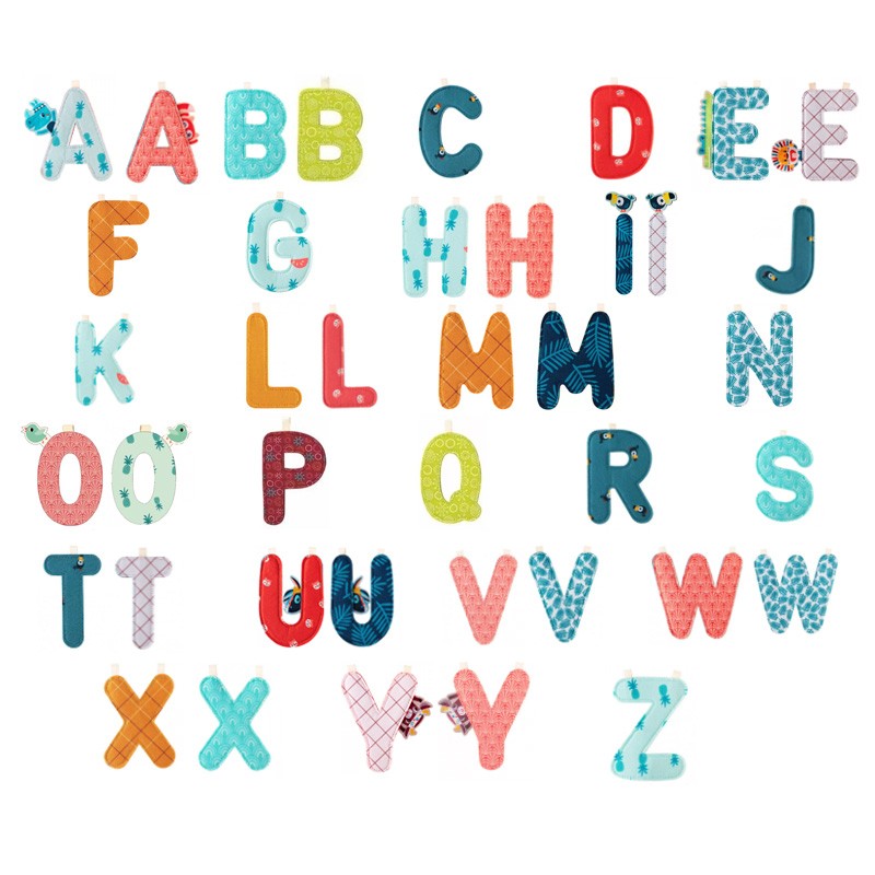 Jolie couverture en peluche avec lettre J de l'alphabet lol