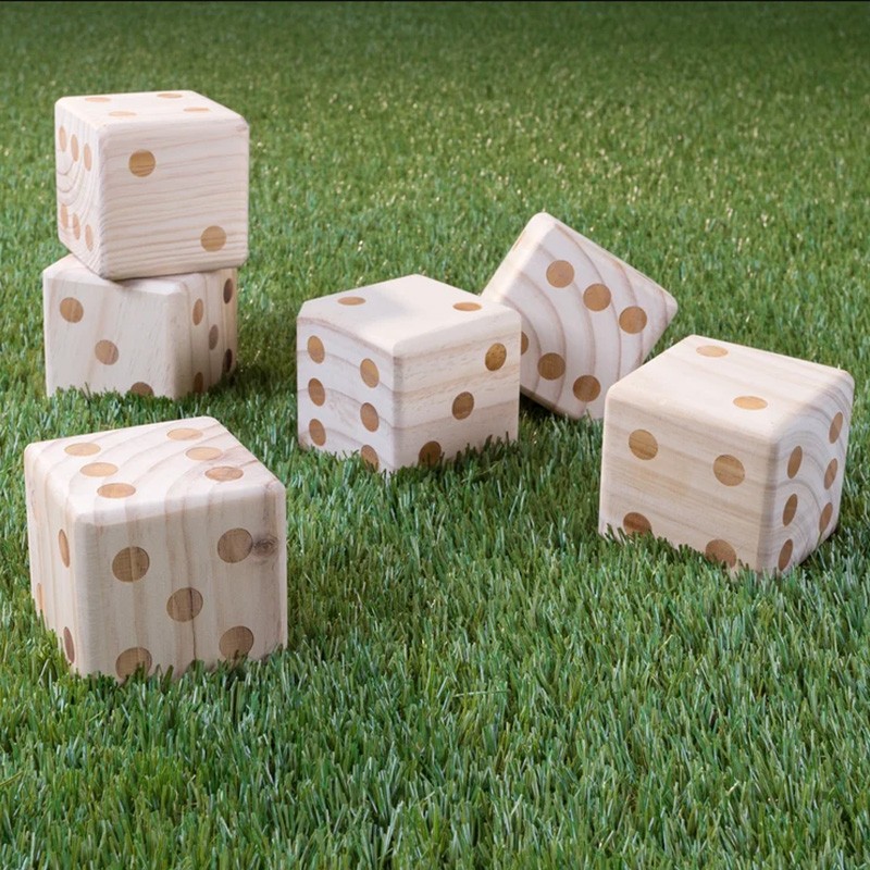 Sac de 6 dés en bois XXL – Uber Games