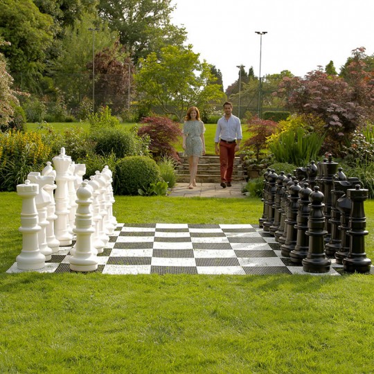 Échiquier géant 304 cm - Dalles - Ubergames Uber Games - 2