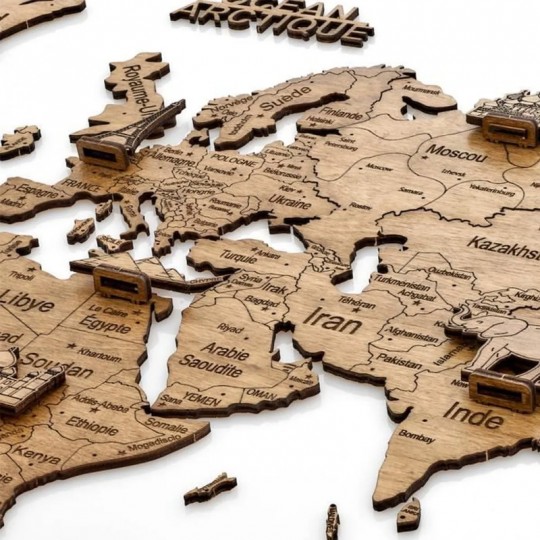 Carte du monde en bois 3D Foncée