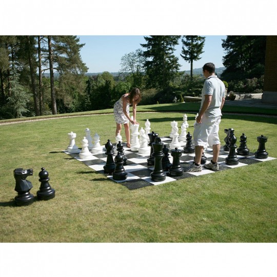 Echecs géant - Pièces 60 cm - Ubergames Uber Games - 8
