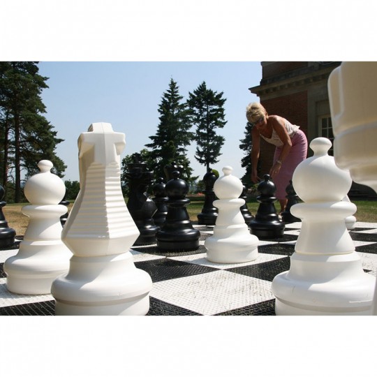 Echecs géant - Pièces 60 cm - Ubergames Uber Games - 2