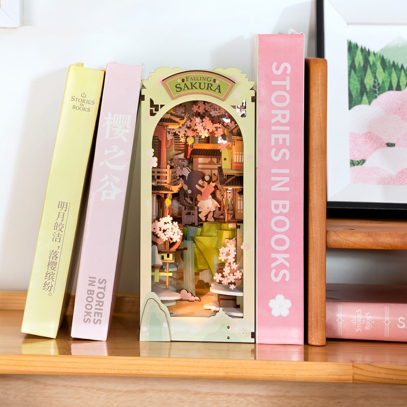 Falling Sakura Book Nook - Rolife