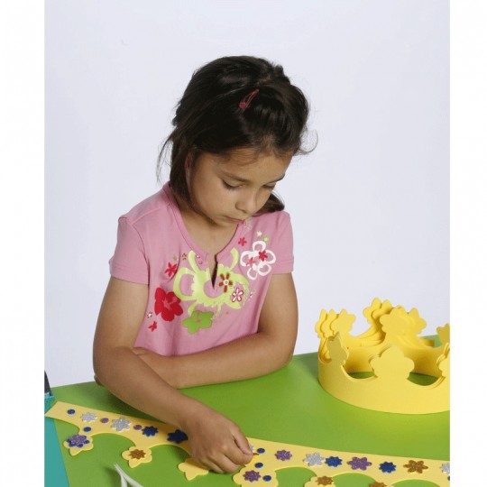 GRIM TOUT Set Princesse 4 couronnes en mousse à décorer avec des motifs pailletés adhésifs Grim'Tout - 3