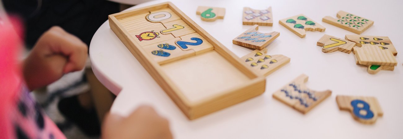 Découvrez l'Apprentissage Interactif avec nos Lettres en Papier de