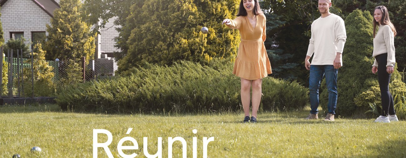 Jouer tous ensemble dehors