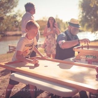 Animation d'événement avec les collectivités locales pour les enfants avec des jeux en bois géants