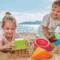 Jeu d&#039;eau et de sable pour enfant