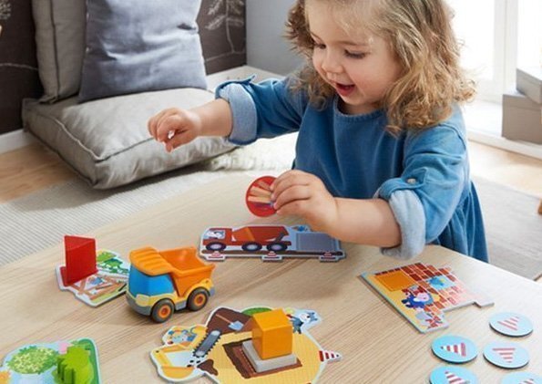 premiers jeux de société