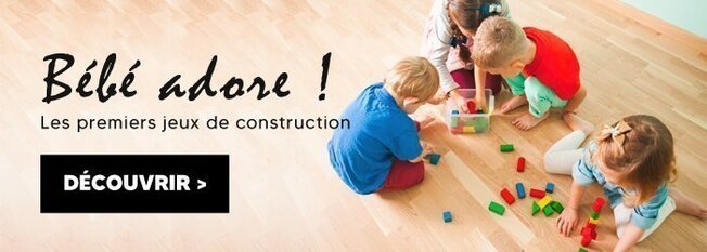 Premiers jeux de construction pour bébé